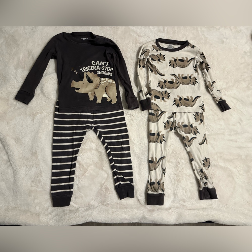 EUC Carters 2 kids pajamas size 24 month